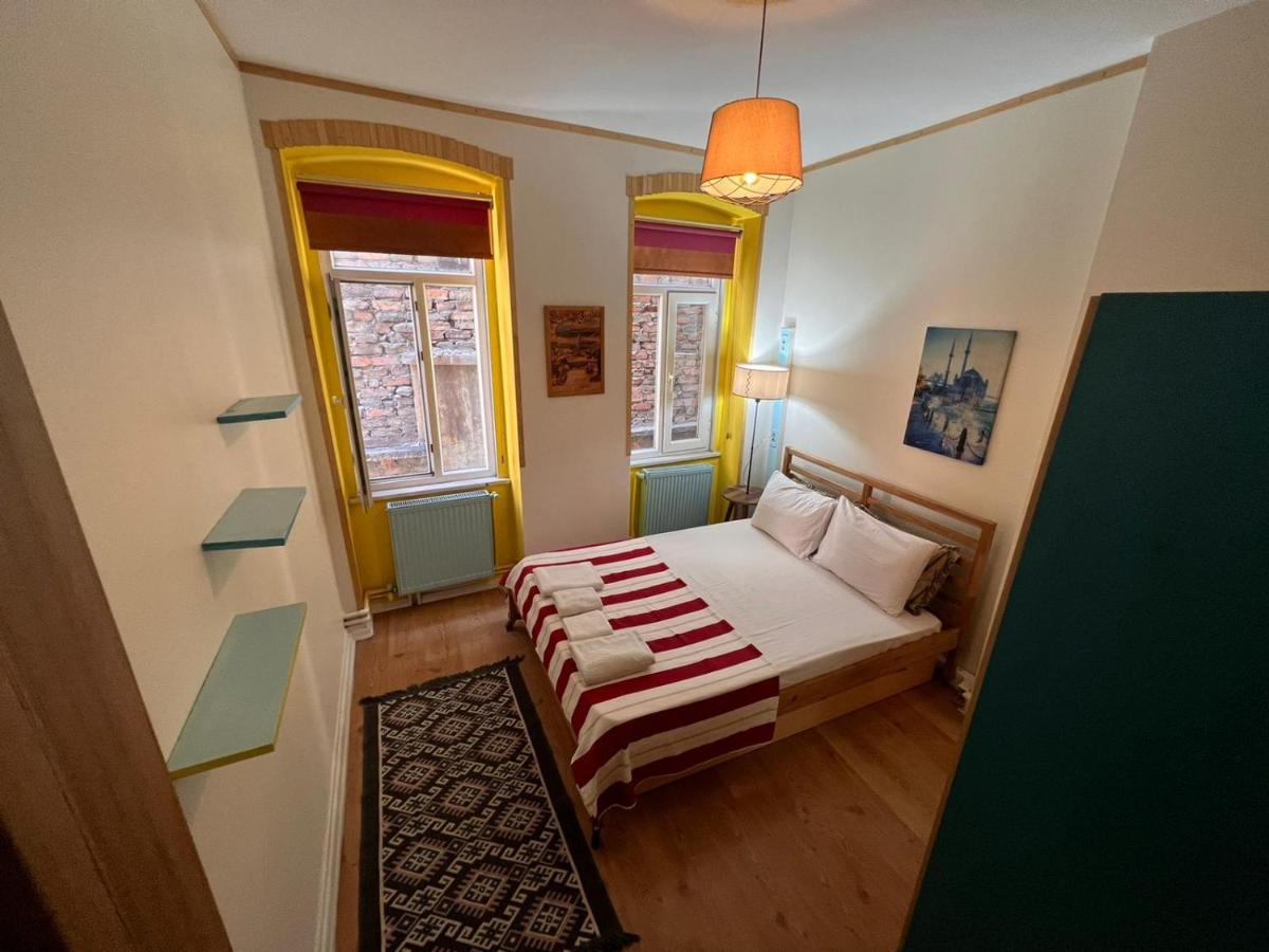 Appartamento Taksim Sofa House By Rodin Provincia di Provincia di Istanbul Esterno foto