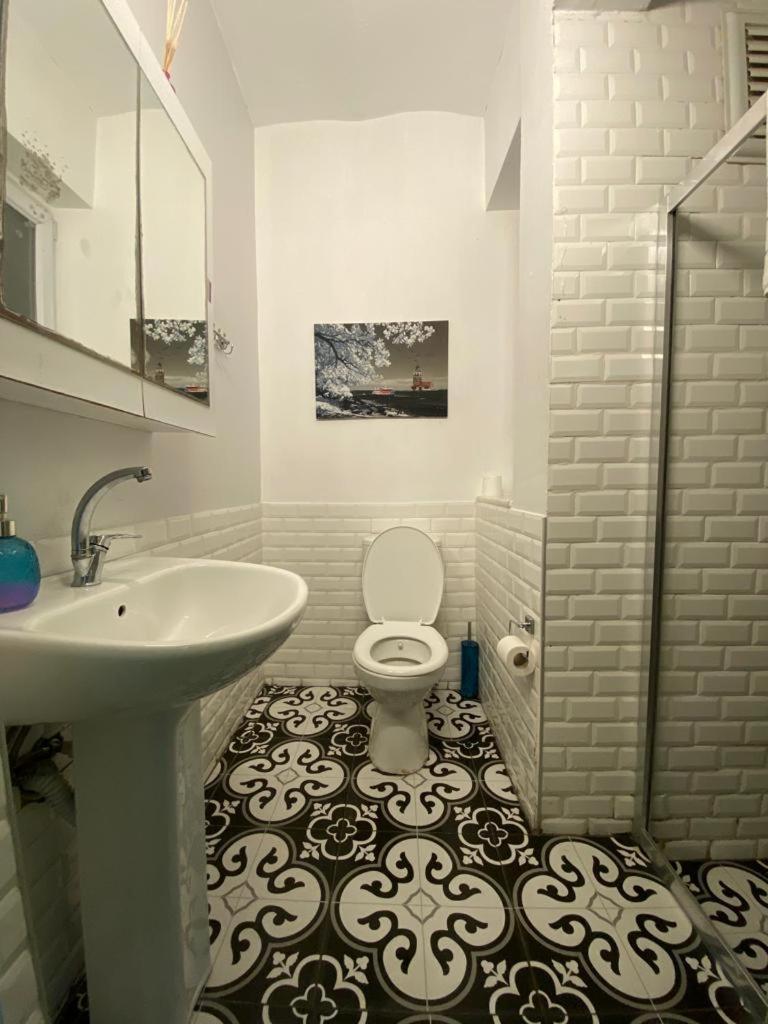 Appartamento Taksim Sofa House By Rodin Provincia di Provincia di Istanbul Esterno foto